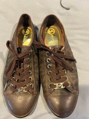 Michael Kors womens Brown MK Monogram Lace-Up Sneakers size 8.5
